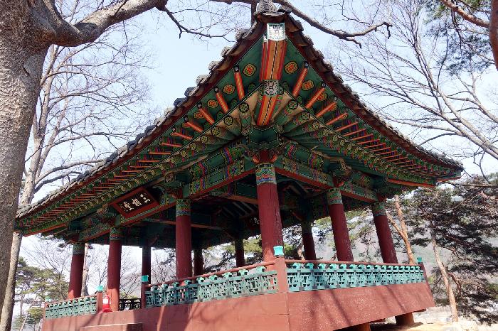 맹씨행단 구괴정 외관 · 아산시가 2020년에 촬영한 자료사진