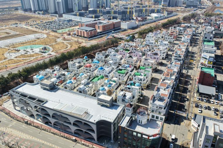 위에서 본 탕정 지중해마을 일대 · 2026년 자료사진